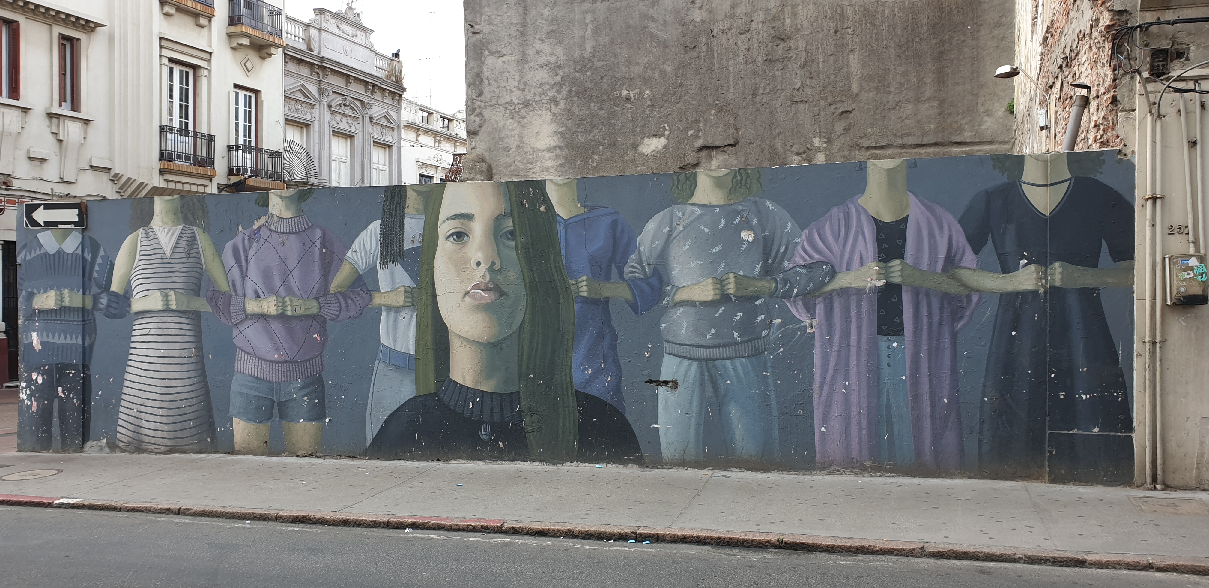 Mur réalisé par le collectif Licuado - Montevideo- Uruguay 2020 - -©nofakeinmynews.com